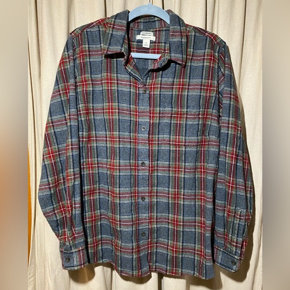 L.L. Bean Women's Flannel Shirt - Picture 7 of 13
